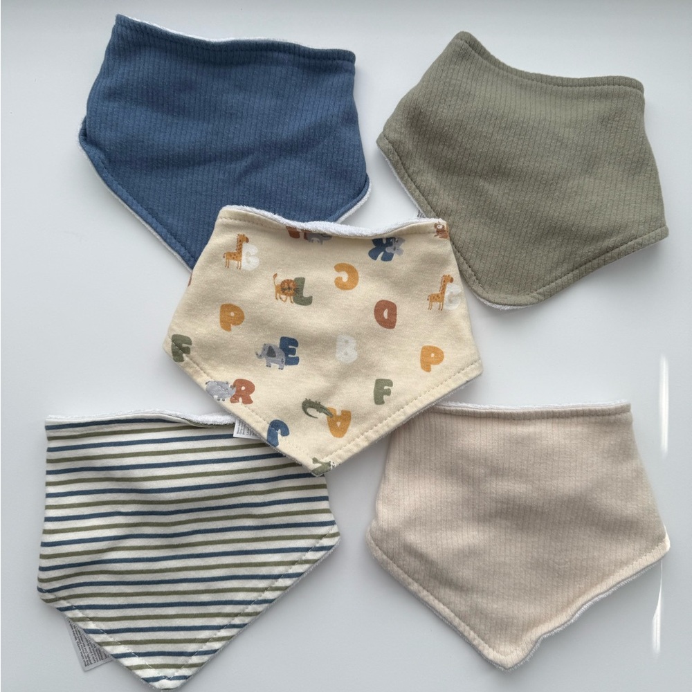 NWOT Chickpea Assorted Baby Bandana Bibs Set of 5
